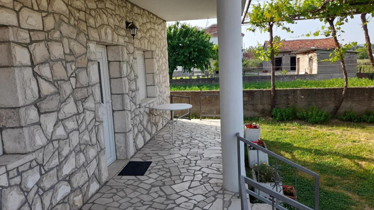 Kamena Kuca Family Rodin Apartment Capljina Exterior photo